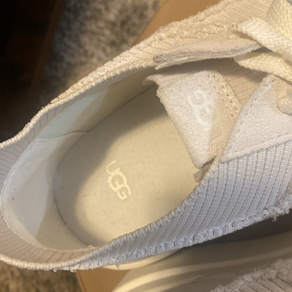 UGG Women's EZ-DUZZIT LACE Sneaker, White/Cream, US size 9 - Picture 3 of 8